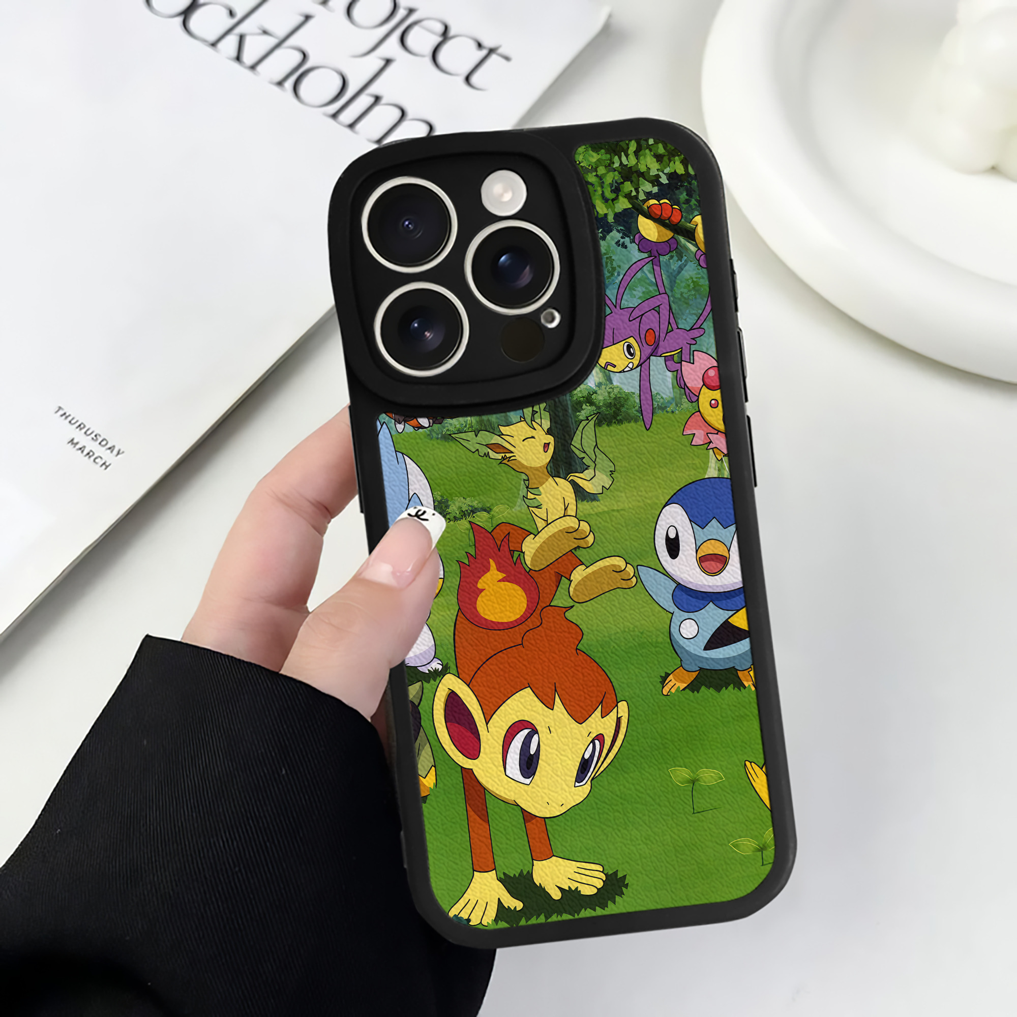 ポケットモンスター Pokémon 【iPhone 16シリーズ対応】シリコンスマホケース（レザー調） 材質：シリコン